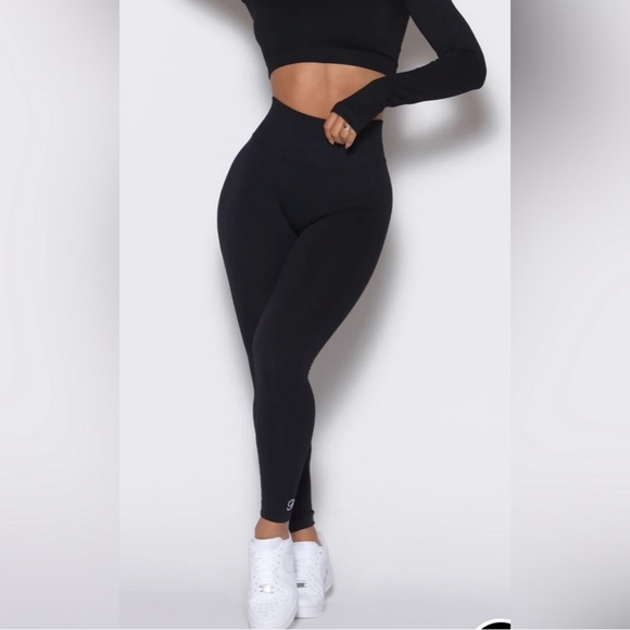 EUC Black Bombshell Figure Scrunch Leggings Size XS Made in USA - Picture 5 of 11